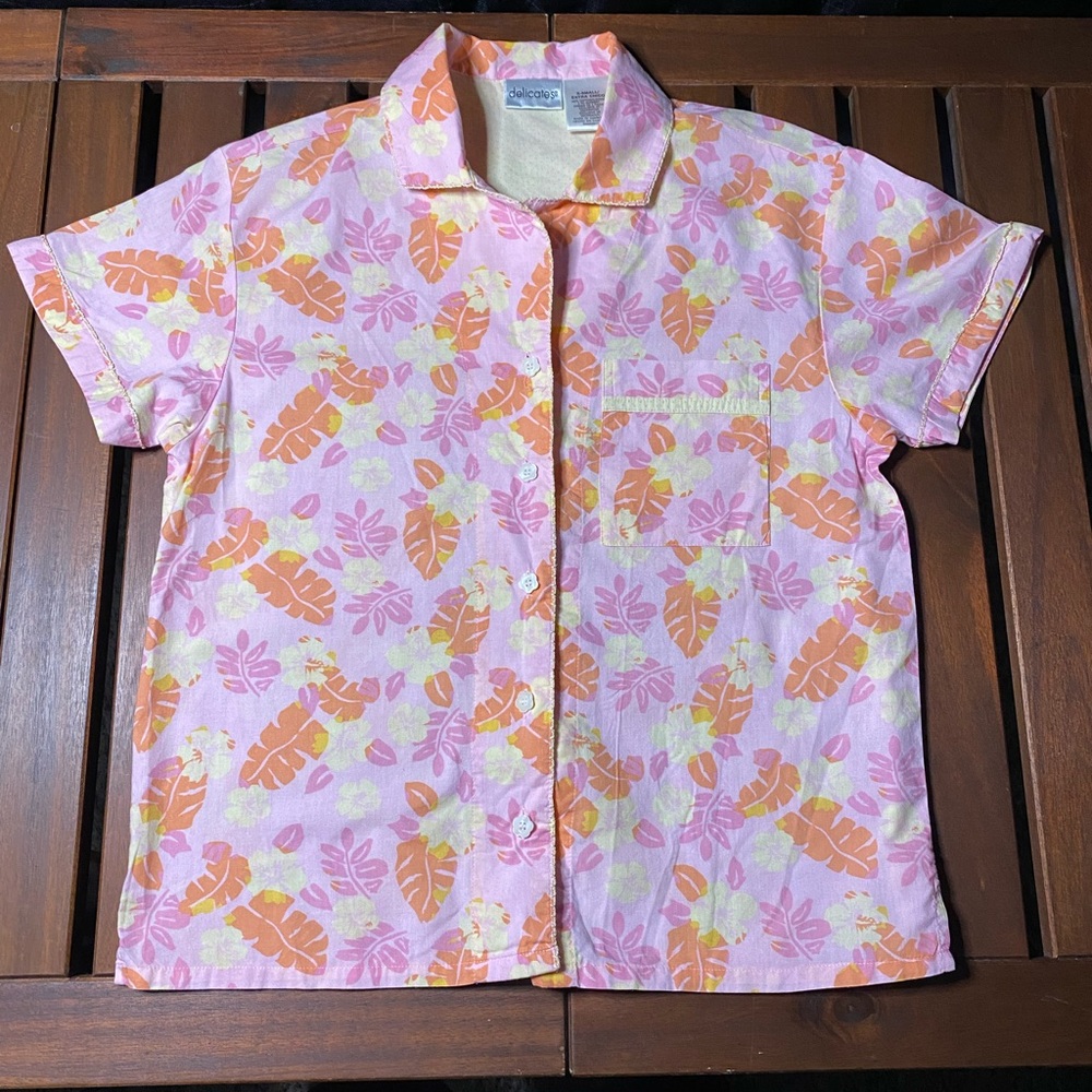Delicates Pink and Orange Shortsleeve Button Shirt size XS